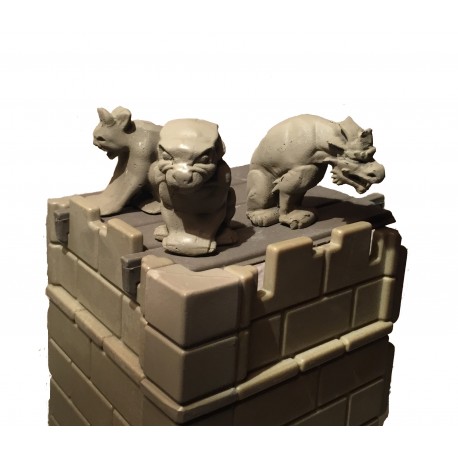Conjunto de tres gárgolas